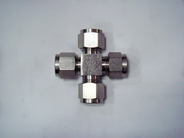 卡(ka)套四(si)通接(jie)頭生(sheng)産租(zu)賃廠(chang)家