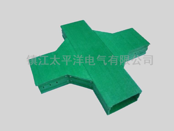 玻璃鋼水(shui)平四通生(sheng)産租賃廠(chang)家