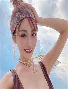 百变大咖秀百家讲坛2-尤娜没有裤子的h